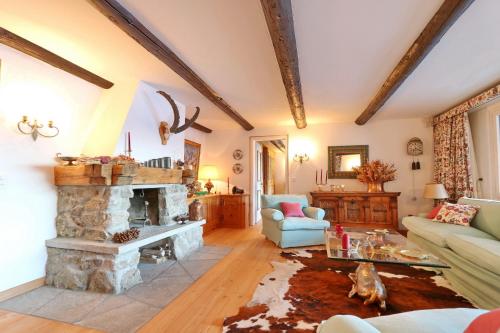  Apartment Muntagna Alva OG - SOMMER Bergbahnen inklusive, Unterkunft in Champfer