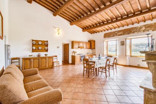  Santarcangelo Apartments - Happy Rentals in Asciano