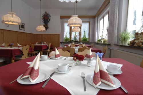 Étterem, Gastehaus Alte Bergmuhle in Fischbachau
