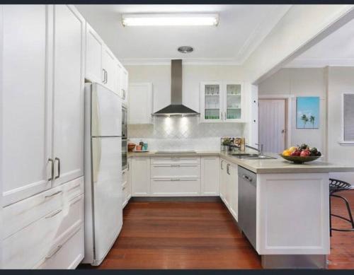4 Bedroom Charming house @Sydney Center Marsfield