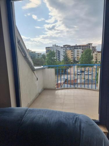 Junior Suite with Balcony image 3