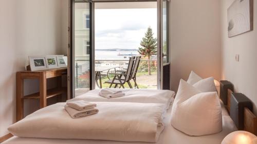 Stella in der Villa Amelie am Meer - image 5