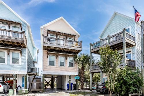 102 Mandalay Ct #B - Surf City