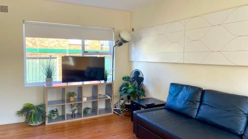 Boutique 2BR Unit in Kingsford Near UNSW, Randwick Sleeps 6