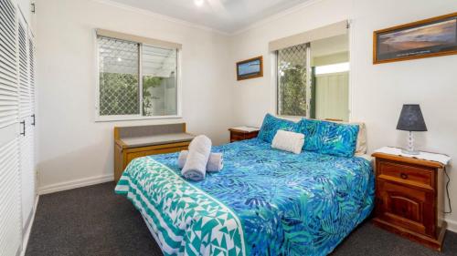 Lowset, pet friendly cottage - Sunset Ave, Bongaree, Bellara (photo 6)