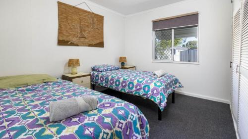 Lowset, pet friendly cottage - Sunset Ave, Bongaree, Bellara (photo 7)