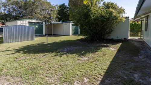 Lowset, pet friendly cottage - Sunset Ave, Bongaree, Bellara (photo 5)