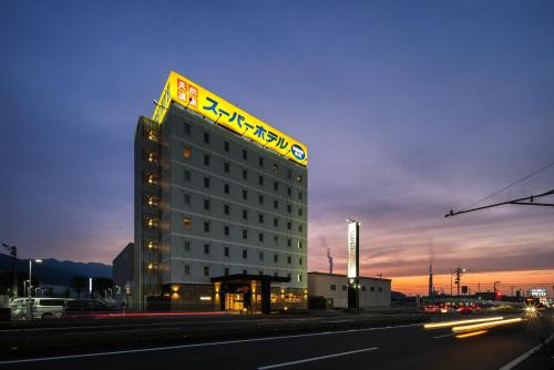 . Super Hotel Shikoku-chuo