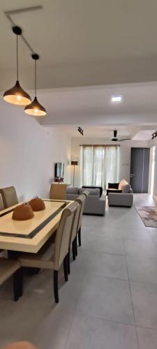 Sierra Hill Homestay - Tlk. Sebong