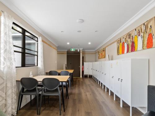 Shared lounge/TV area, Azzurro Boutique Hotel - Surry Hills in Darlinghurst