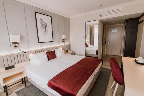 Deluxe Plus Double Room