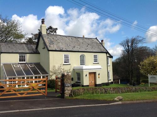 The Spinney - image 6