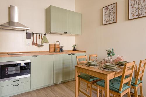 Simone Apartments in Usera