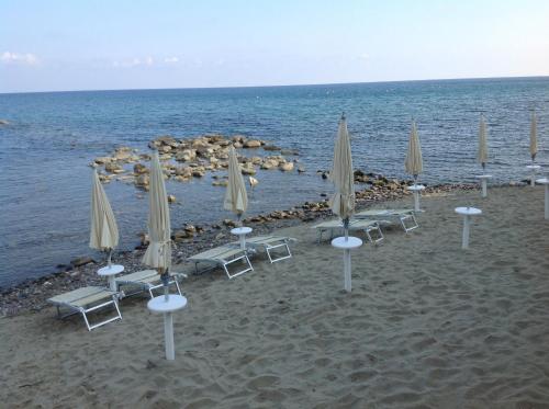 Hotel Promenade Bleu in Pollika