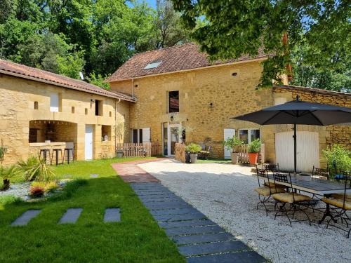 外部景觀, Le Clos de la Canéda (Le Clos de la Caneda) in 拉加內達