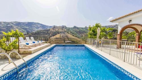 El Almendro Cómpeta by Ruralidays