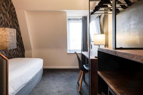 Aris Grand Place Hotel - image 4