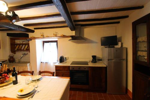 مطبخ, LA CASA NEL BORGO in Cantalena