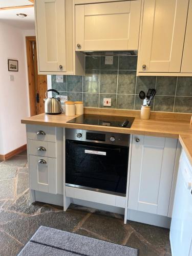 Létesítmények, Tigh Phadraig at Marys Thatched Cottages in Elgol