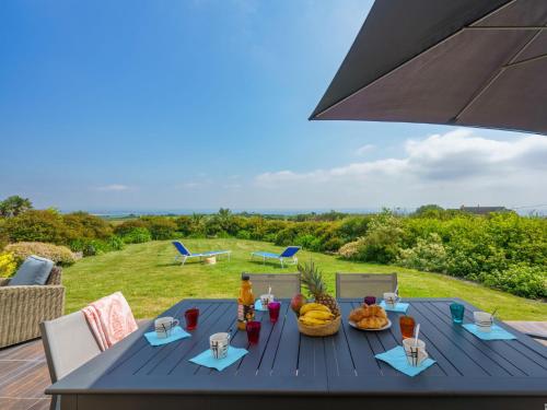 Holiday Home Cassiopee by Interhome in Telgruc-sur-Mer