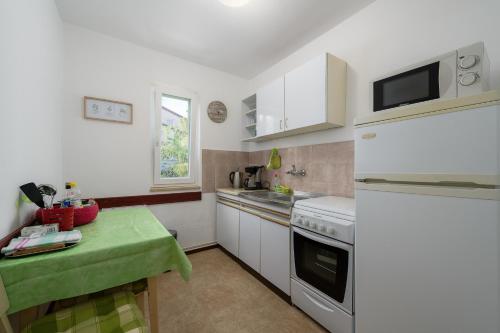 Apartman Inteuro - image 12