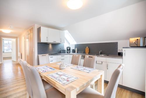 Alte Liebe Zinnowitz Ferienwohnungen nahe Strand Room Type - Two-Bedroom Apartment
