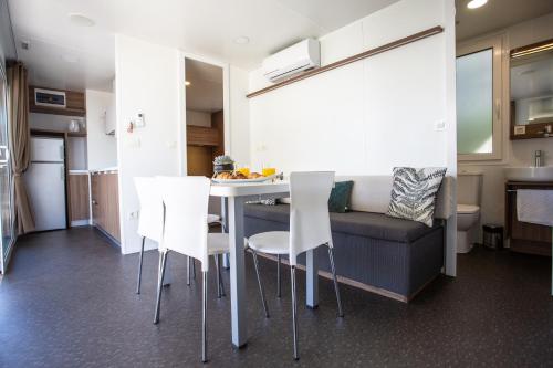 Poseidon Mobile Home Resort - main image