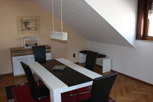 設施, Ferienwohnung in Humes in 埃珀爾博恩