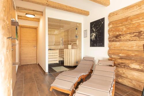 Sauna, Tauernlodges Uttendorf by ALPS RESORTS in Uttendorf
