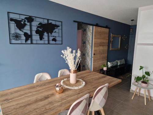 Résidence neuve avec parking intérieur et balcon - Apartment - Vienne