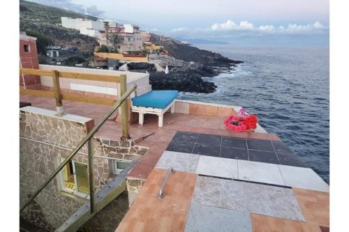 Casa encima del Mar, parquing, 4 patios, idilico