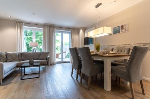 Quartier Deich-4 Ferienhaus Quartier Deich 4 Waterfront in Strandweg