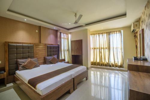 Parnil Palace – Guwahati, TX
