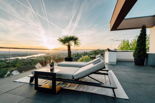 Balcony/terrace, Traumblick trifft Luxus! in Weitersburg