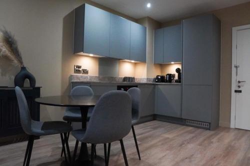 M1 Townhouse - Free Parking & Central Manchester, Manchester (photo 8)
