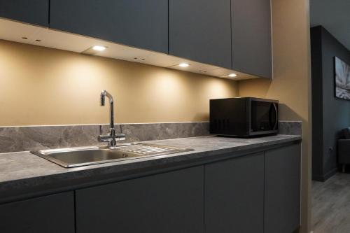 M1 Townhouse - Free Parking & Central Manchester, Manchester (photo 10)