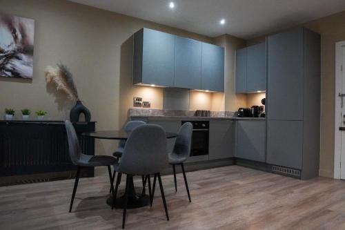 M1 Townhouse - Free Parking & Central Manchester, Manchester (photo 7)