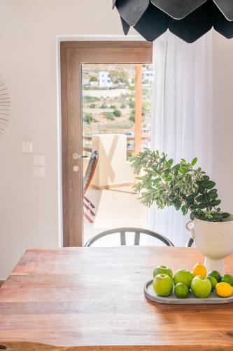 Syra Suites - image 5