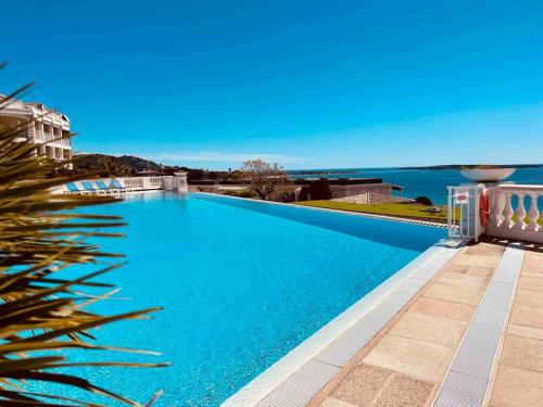 Cannes :Appartement vue Mer , 4 pers et parking