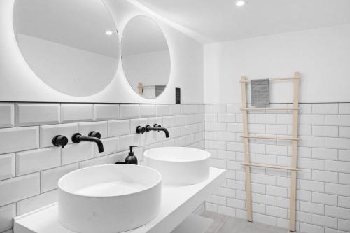 Mayflower, Maritime Suites - Tap to explore photos