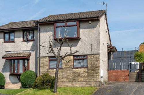 Charming 2-Bed Home in Neath
