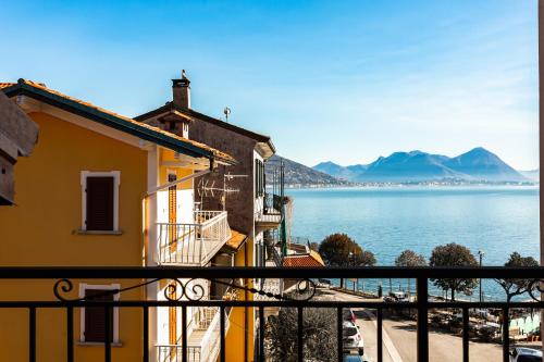 Residenza a schiera vista lago Feriolo