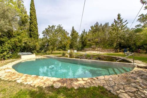 Catalunya Casas Rural charm on an olive farm in Costa Dorada!