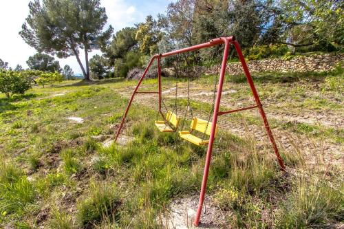 Catalunya Casas Rural charm on an olive farm in Costa Dorada!