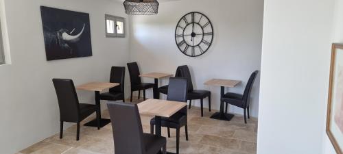 Le Petit Eden in Saint-Quentin-la-Poterie