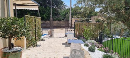 Le Petit Eden in Saint-Quentin-la-Poterie