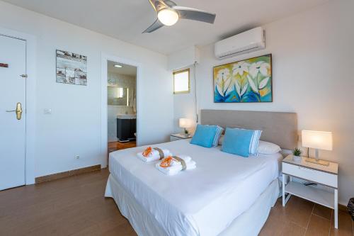 Apartment with Sea View image 9