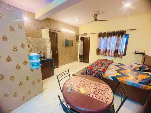 PRANZII HOME'S