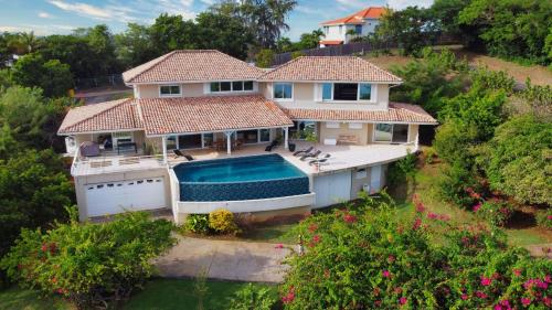 Villa Pointe du Cap Est
