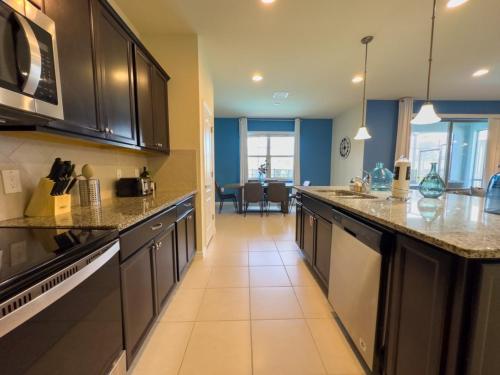 Beautiful Brand New 5 Bed With Pool And Spa (2481 Villa - image 14